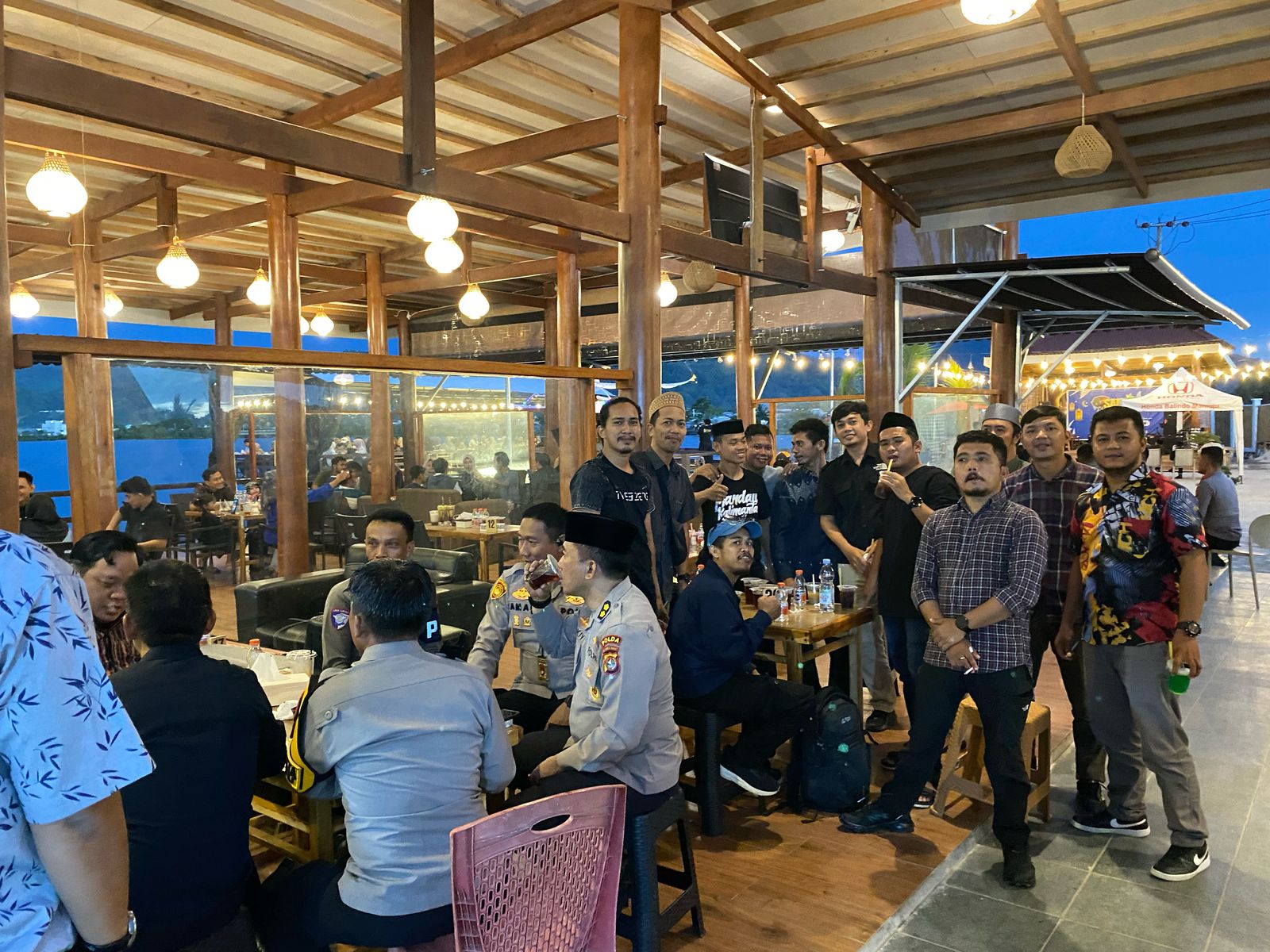 Buka Puasa Bersama: Polda Sulbar dan Media Pererat Silaturahmi, Menuju Polri yang Diharapkan Masyarakat
