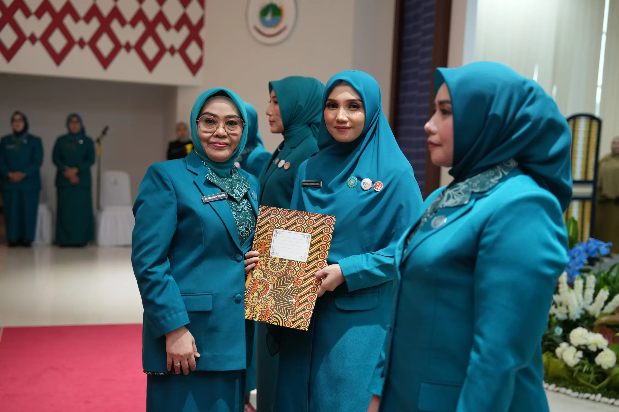 Dikukuhkan Sebagai Ketua TP-PKK Sulbar, Harsinah Suhardi Tekankan Program Prioritas