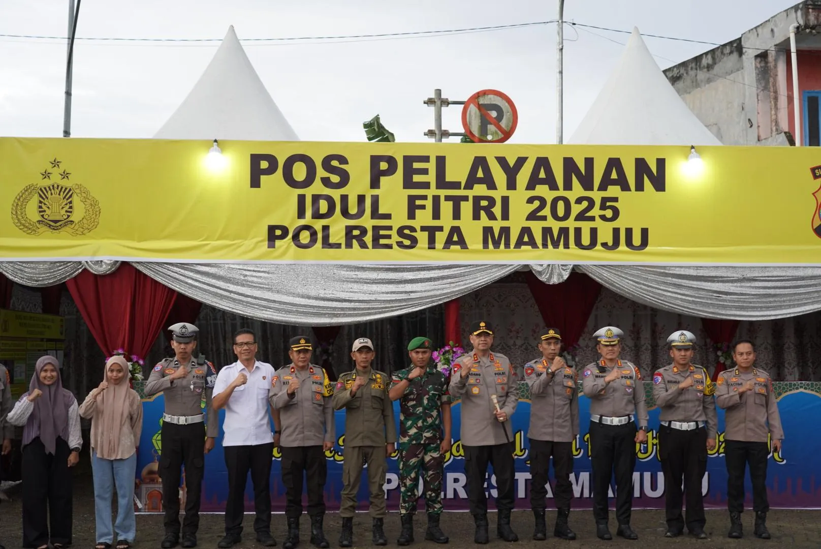 Kapolda Sulbar Tinjau Posko Operasi Ketupat, Pastikan Kesiapan Personel dalam Memberikan Pelayanan Prima kepada Masyarakat