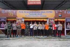 Dorong Semangat Para Petugas Pos Pam Polewali: Kapolda Sulbar Berbagi dan Memotivasi di Tengah Kesiapan Operasi Ketupat Marano 2025