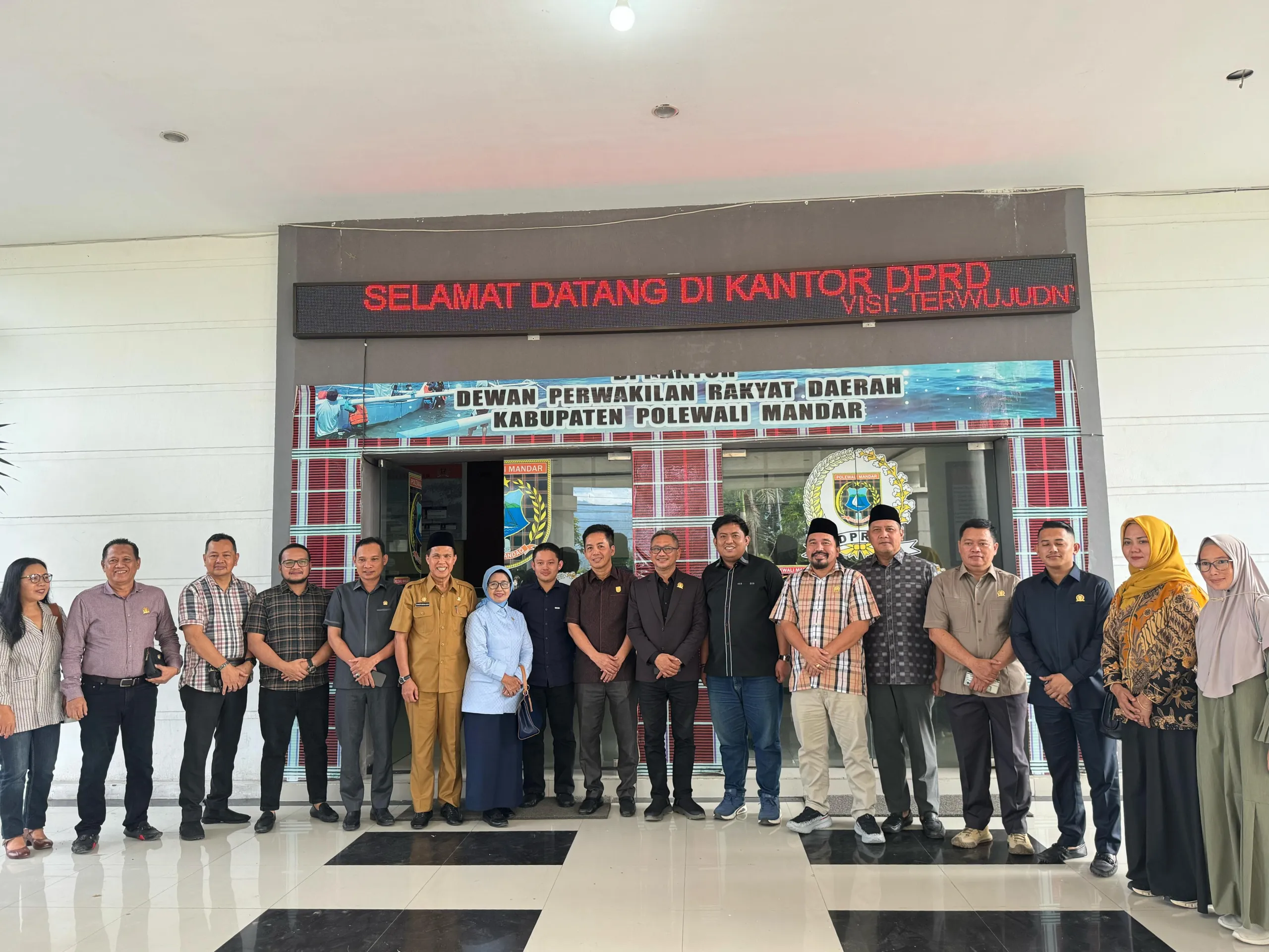 DPRD Sulbar Kunjungi DPRD Polman Bahas Ranperda Penyelenggaraan Perpustakaan