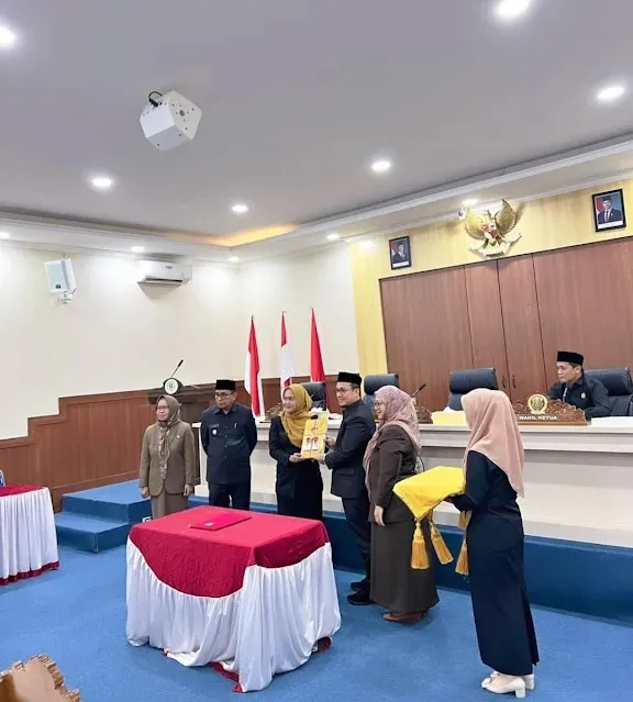DPRD Mamuju Tengah, Helat Paripurna Serah Terima Jabatan