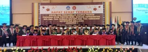 Universitas Wallacea Mamuju Gelar Wisuda Dan Pengambilan Sumpah Profesi Angkatan I Yang Langsung Di Hadiri Rektor Unhas