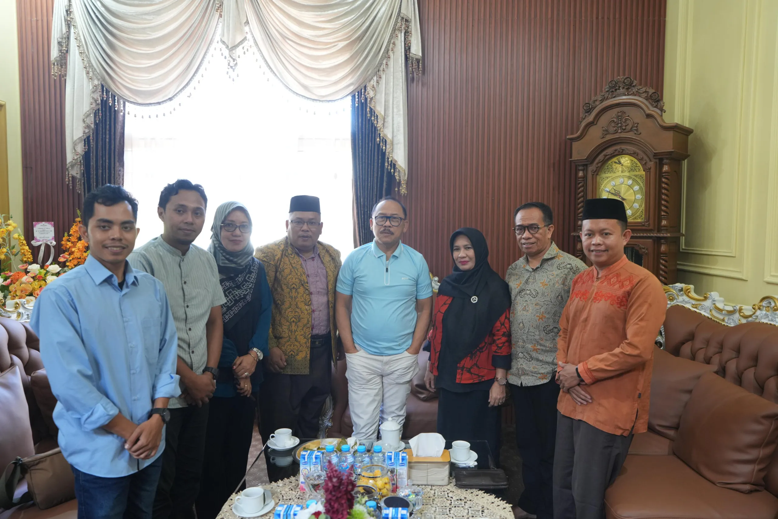 Gubernur Suhardi Duka: Ekonomi Syariah Adalah Jalan Tengah Menuju Keadilan Sosial dan Etika Ekonomi