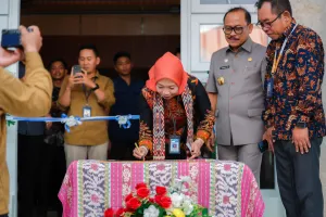 Dukung Pendidikan Berkualitas, Gubernur Suhardi Duka Apresiasi Peresmian Kantor GTK