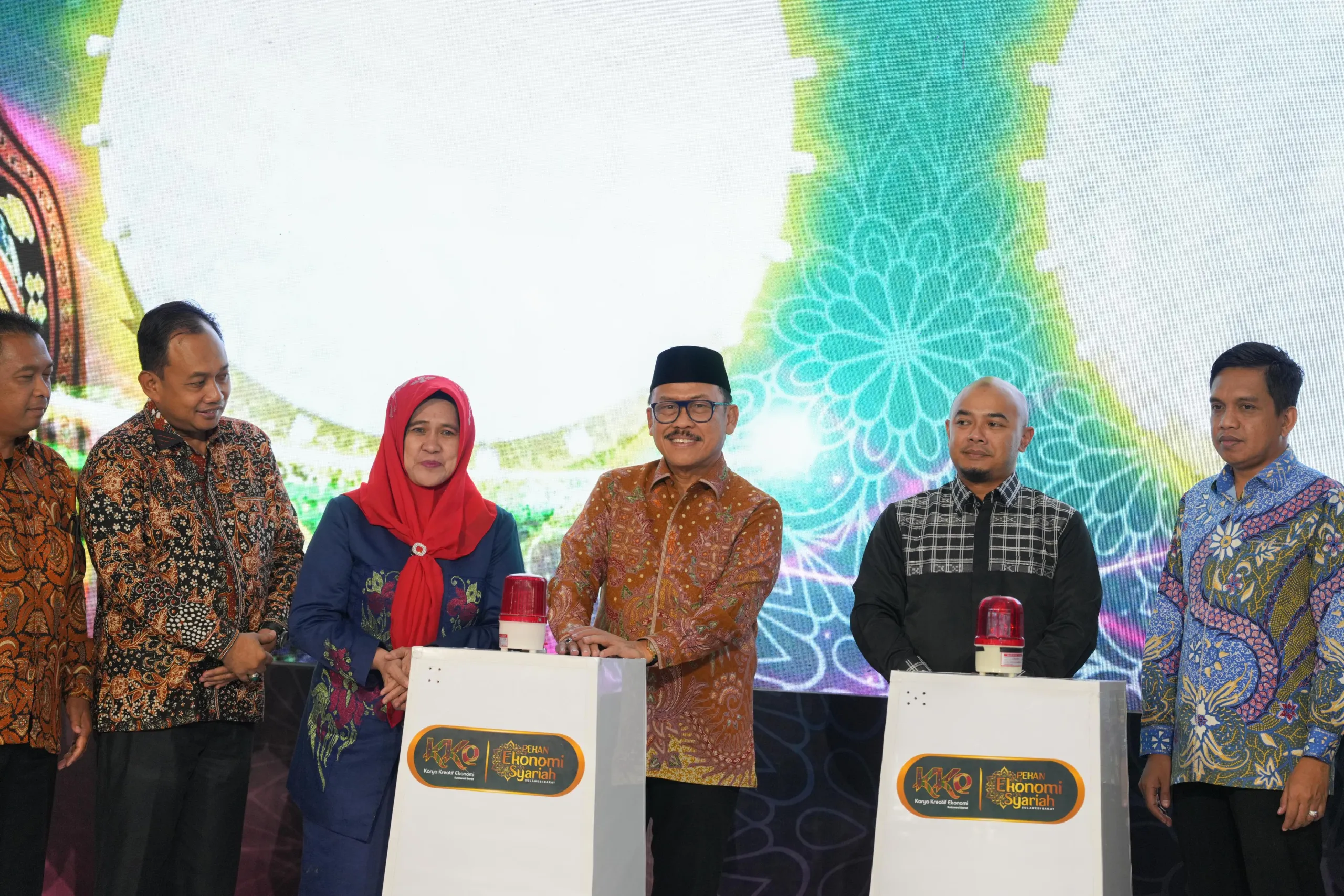 Gubernur Sulbar Buka KKE-PEKS Yar 2025, BI Targetkan Transaksi Rp11 Miliar untuk Dongkrak UMKM