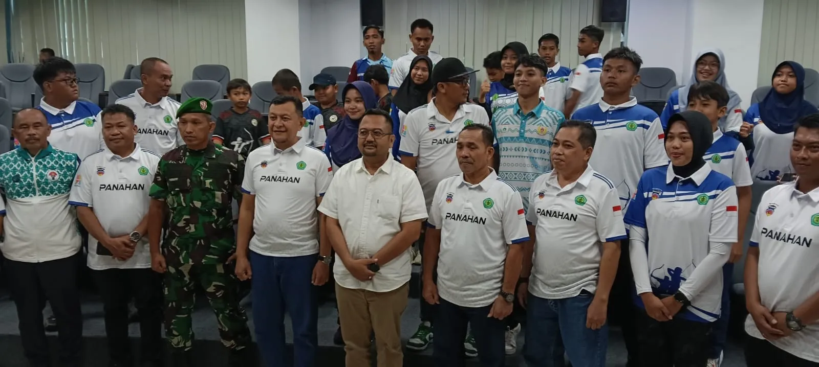 Sulbar Kirim 36 Atlet Panahan Terbaik untuk Berlaga di Kejuaraan Y.A.C Archery Tournament di Palu