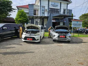 Dinas Kominfo SP Sulbar Hadirkan Periksa Fisik Kendaraan Dinas, Wujudkan Transparansi Pengelolaan Aset