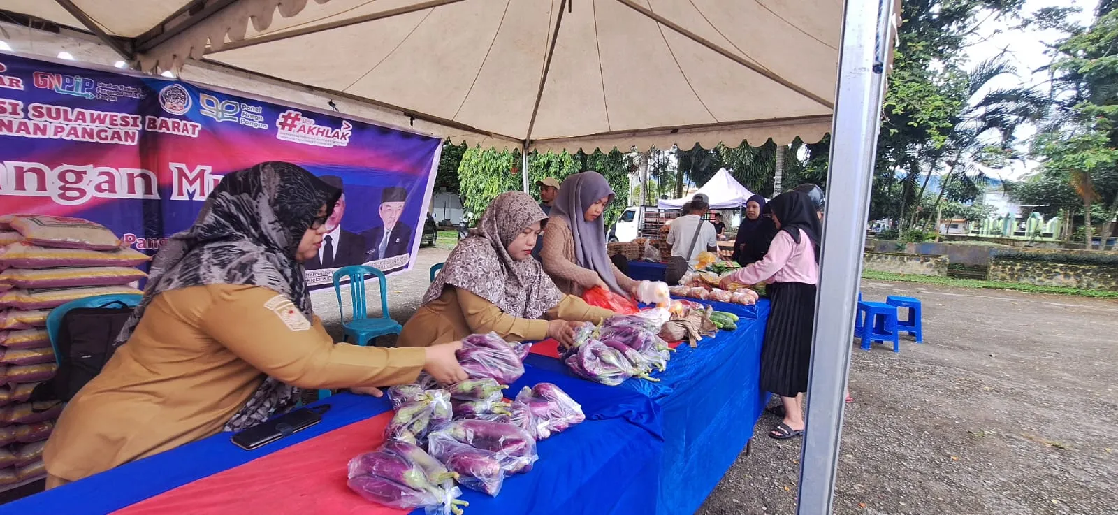 Pemprov Sulbar Terus Laksanakan Pasar Murah, 1,5 Ton Beras Habis Terjual Dalam 30 Menit