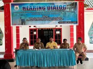 Pemorov Sulbar Gelar Dialog dengan Warga Cari Solusi Bersama Hadapi Banjir di Permukiman Padat Wonomulyo Polman