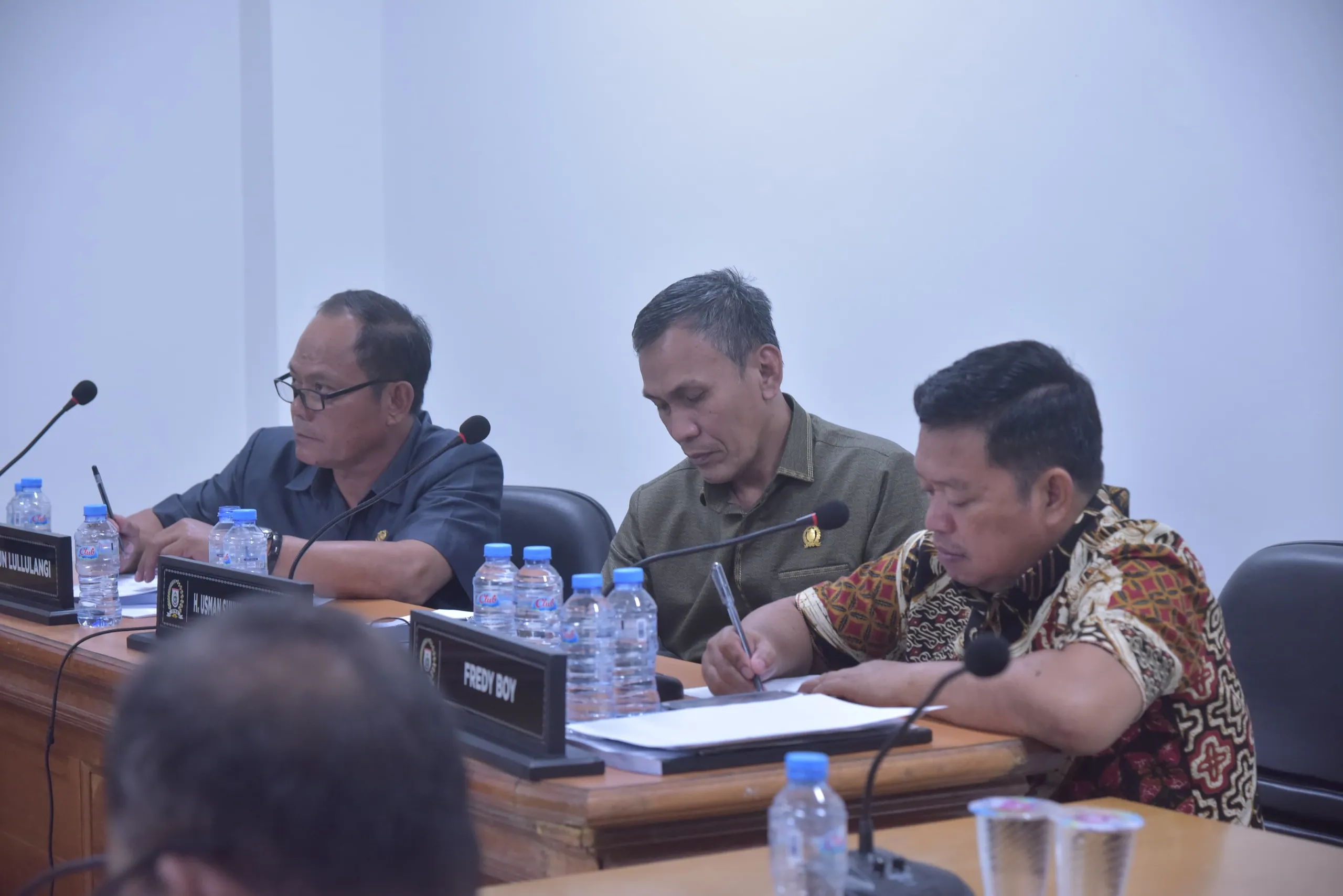 Komisi III DPRD Sulbar Gelar Rapat Kerja Bahas Raperda Pertanggungjawaban APBD 2024