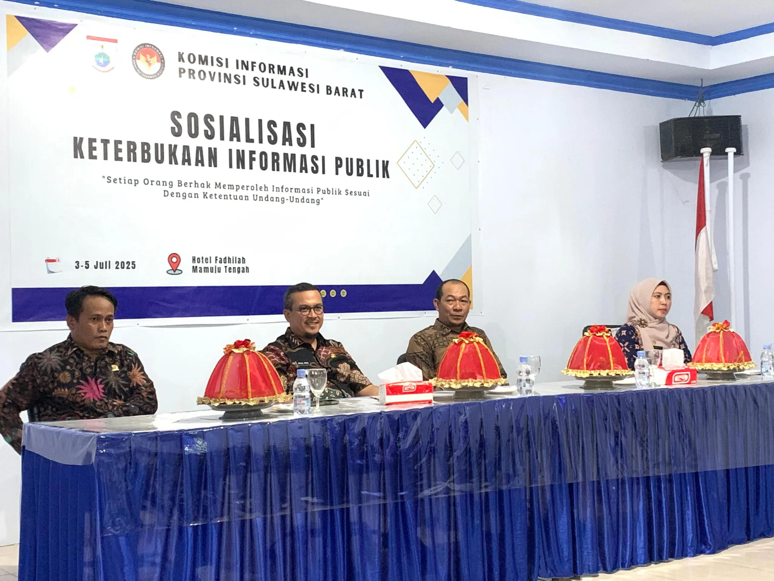 Gubernur Sulbar Dorong Keterbukaan Informasi, Kominfo dan KIP Disosialisasikan ke Seluruh Desa