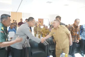 Wagub Sulbar Minta OJK Perkuat Pengawasan KUR untuk Dongkrak Ekonomi Daerah