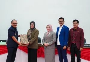 DPRD Sulbar Sahkan Pertanggungjawaban APBD 2024, Siapkan KUA-PPAS 2026