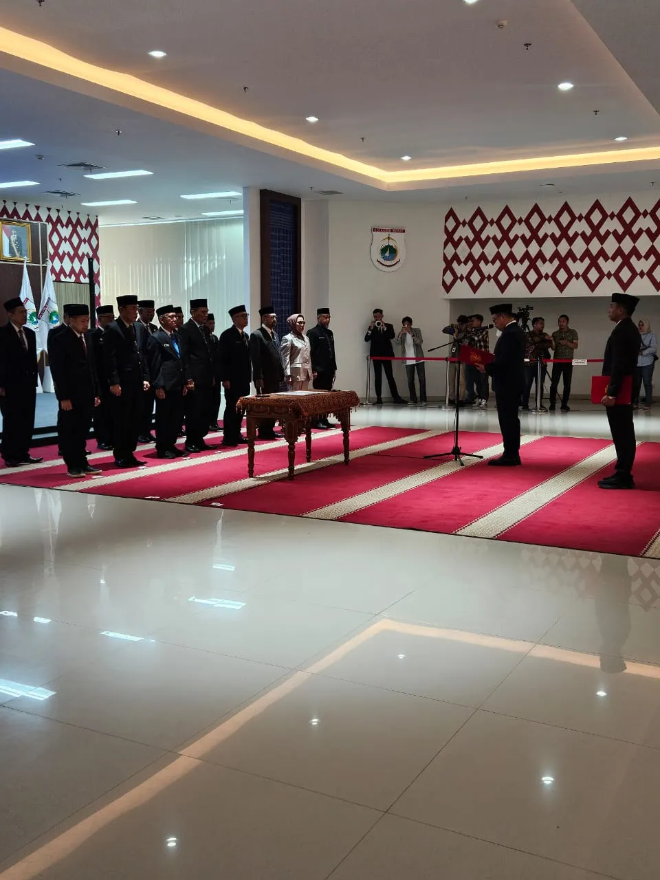 Gubernur Suhardi Duka Lantik 15 Pejabat Tinggi Pratama, Ingatkan Istri Pejabat Tak Campuri Urusan Jabatan