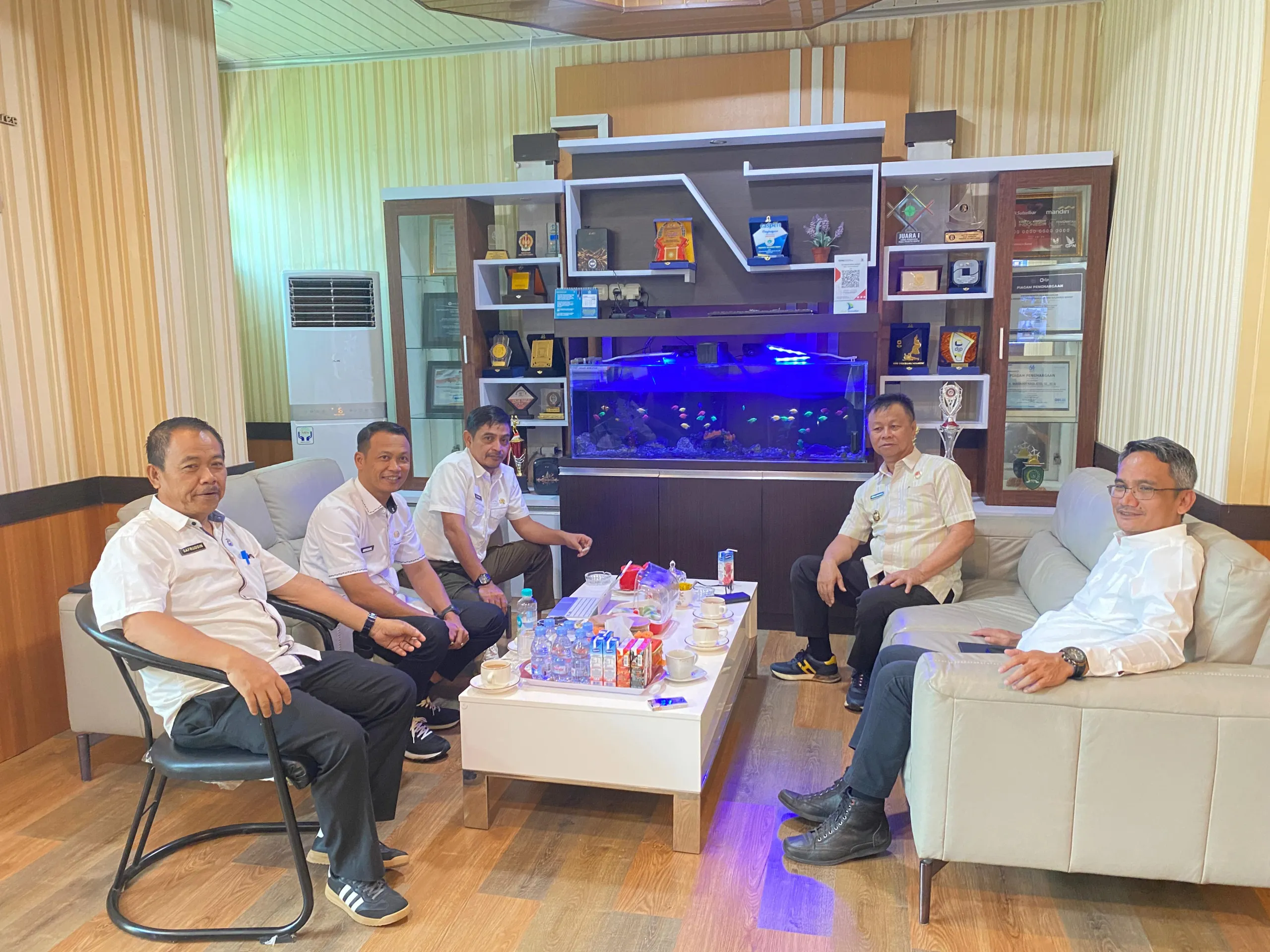 Perkuat Sinergi, BPKPD Sulbar Terima Kunjungan Wakil Bupati Mamasa Bahas Koordinasi Penyusunan KUA-PPAS dan APBD Mamasa 2026