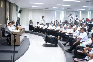 Wagub Sulbar Pimpin Rapat Tindak Lanjut Temuan BPK dan APIP
