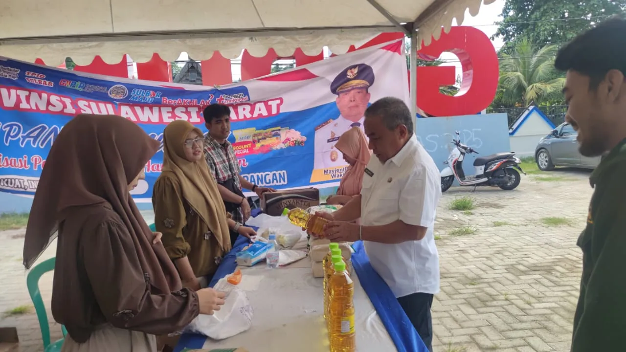 Pemprov Sulbar Gelar Pasar Murah di Sekitaran Stadion Manakarra, Pergerakan Harga Beras Mengalami Penurunan