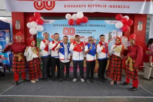 Pertamina Patra Niaga Sulawesi Rayakan Kemerdekaan Bersama Pelanggan di SPBU