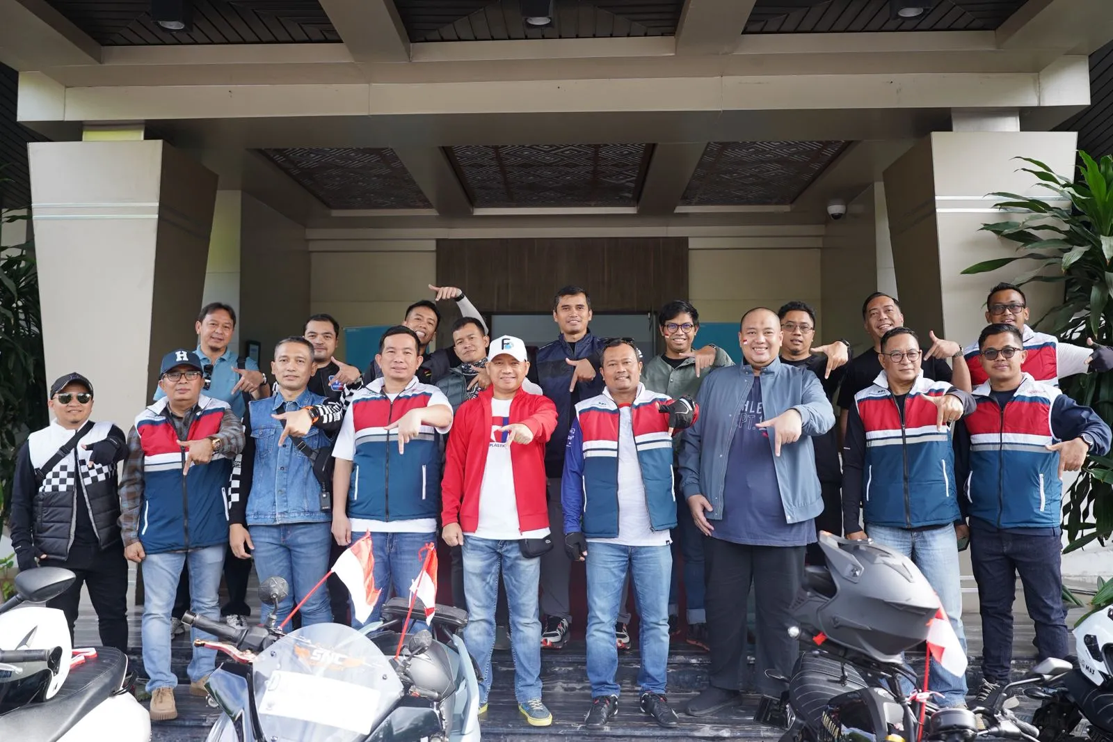 Pertamina Patra Niaga Sulawesi Gelar “Kemerdekaan Riding” Penuh Kepedulian dan Semangat Merdeka