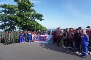Pertamina Patra Niaga Sulawesi Angkut 8 Ton Sampah Lewat Coastal Clean Up Bersama Ratusan Relawan