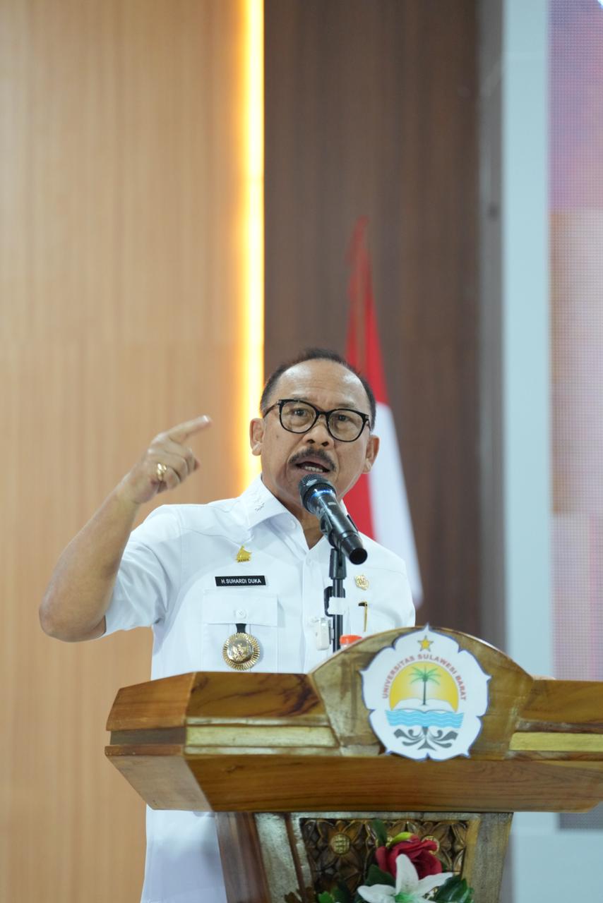 Lebih dari Sekadar Adu Cepat Perahu Sandeq