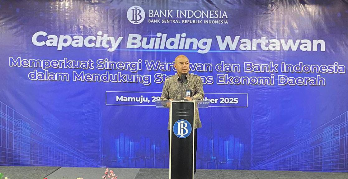 Kepala Perwakilan Bank Indonesia (BI) Sulawesi Barat, Eka Putra Budi Nugroho, Membuka Secara Resmi Kegiatan Capacity Building Wartawan
