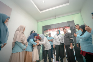 TP-PKK Sulbar Apresiasi Tempat Bermain Anak di BKD Sulbar