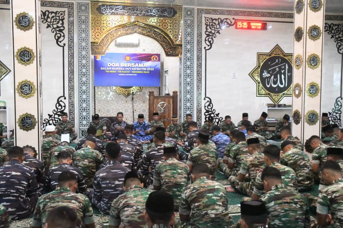 Doa Bersama Prajurit Korem 142/Tatag Sambut HUT ke-80 TNI