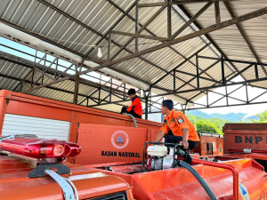 BPBD Sulbar Lakukan Percobaan Perdana Pengelolaan Air Layak Minum di Kendaraan Water Treatment